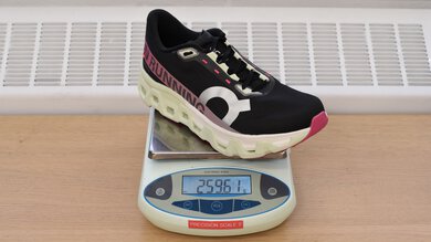 On Cloudmonster Hyper Right Shoe Weight Photo