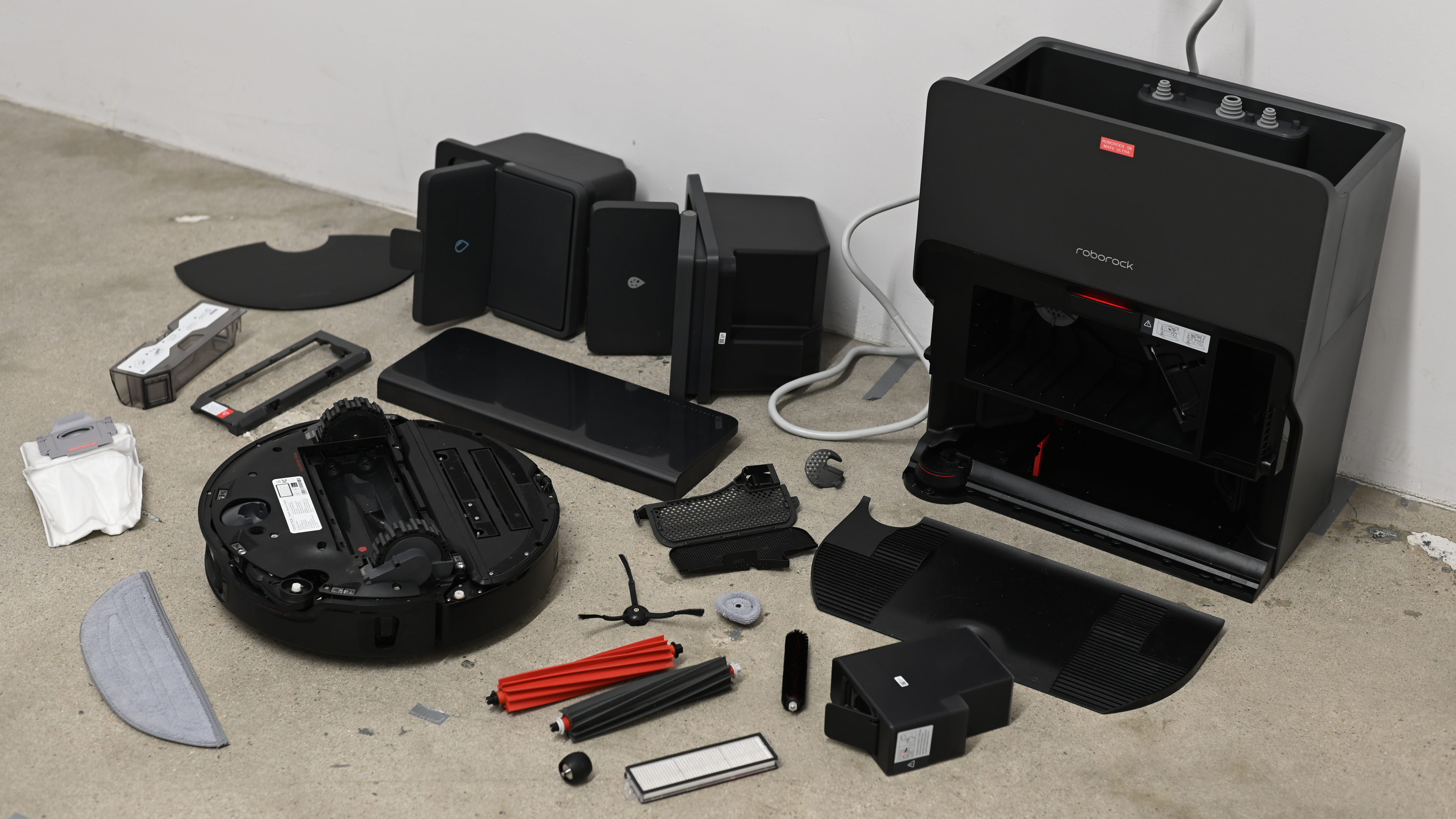 [新品未使用] roborock S8 MaxV Ultra Roborock S8 Max Ultra with Refill & Drainage System | Roborock US