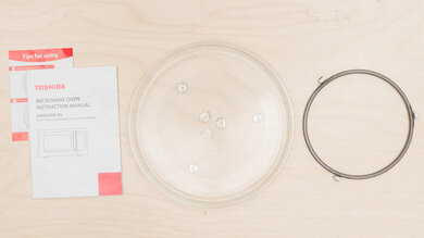 Toshiba EM925A5A-BS In The Box Photo