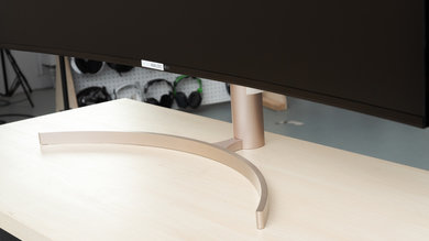 LG 49WL95C-W Stand Picture