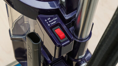 Shark Navigator Lift-Away Pet  Picture Of Controls