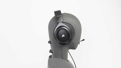 Corsair HS60 Side Picture