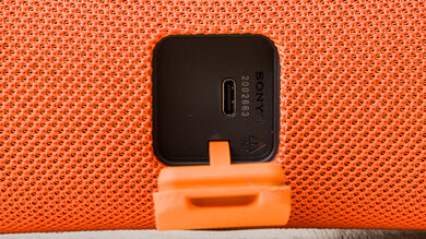 Sony ULT FIELD 1 Controls Photo 2