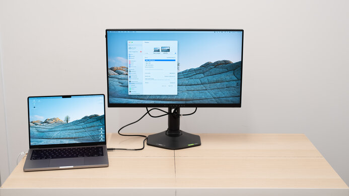 Dell Alienware AW2524H Display Picture