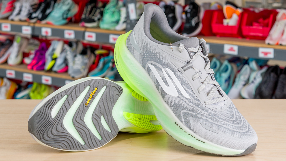 Skechers Aero Spark