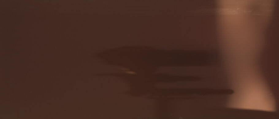 Dell Alienware AW3423DWF Bright Room Off Picture