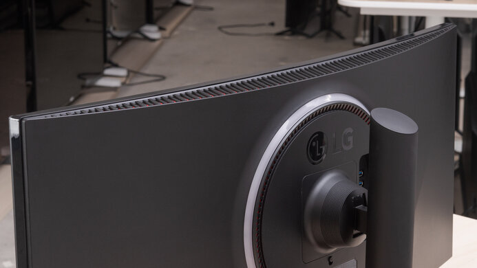 LG 38GL950G-B Build Quality Picture