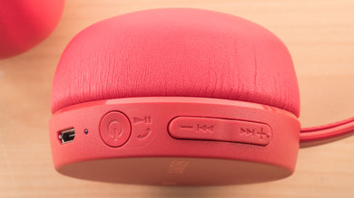 Sony WH-CH400 Wireless Controls Picture