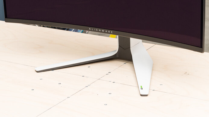 MSI MPG 274URDFW E16M Stand Picture Sample