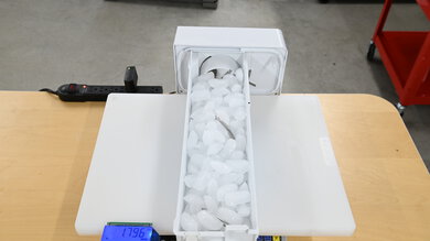 GE GSS25GYPFS Full Ice Cube Tray Photo Sample