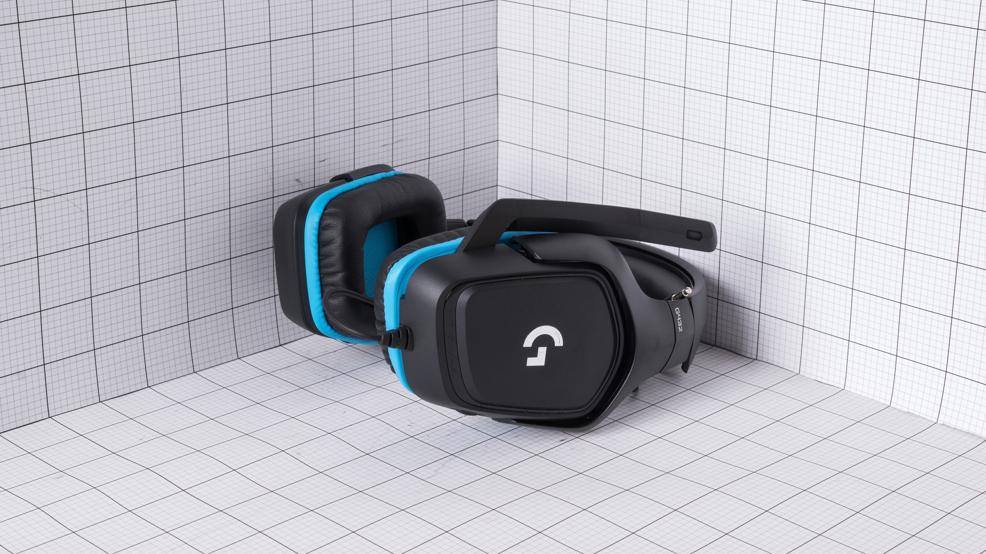 Logitech G432 Gaming Headset Review - RTINGS.com