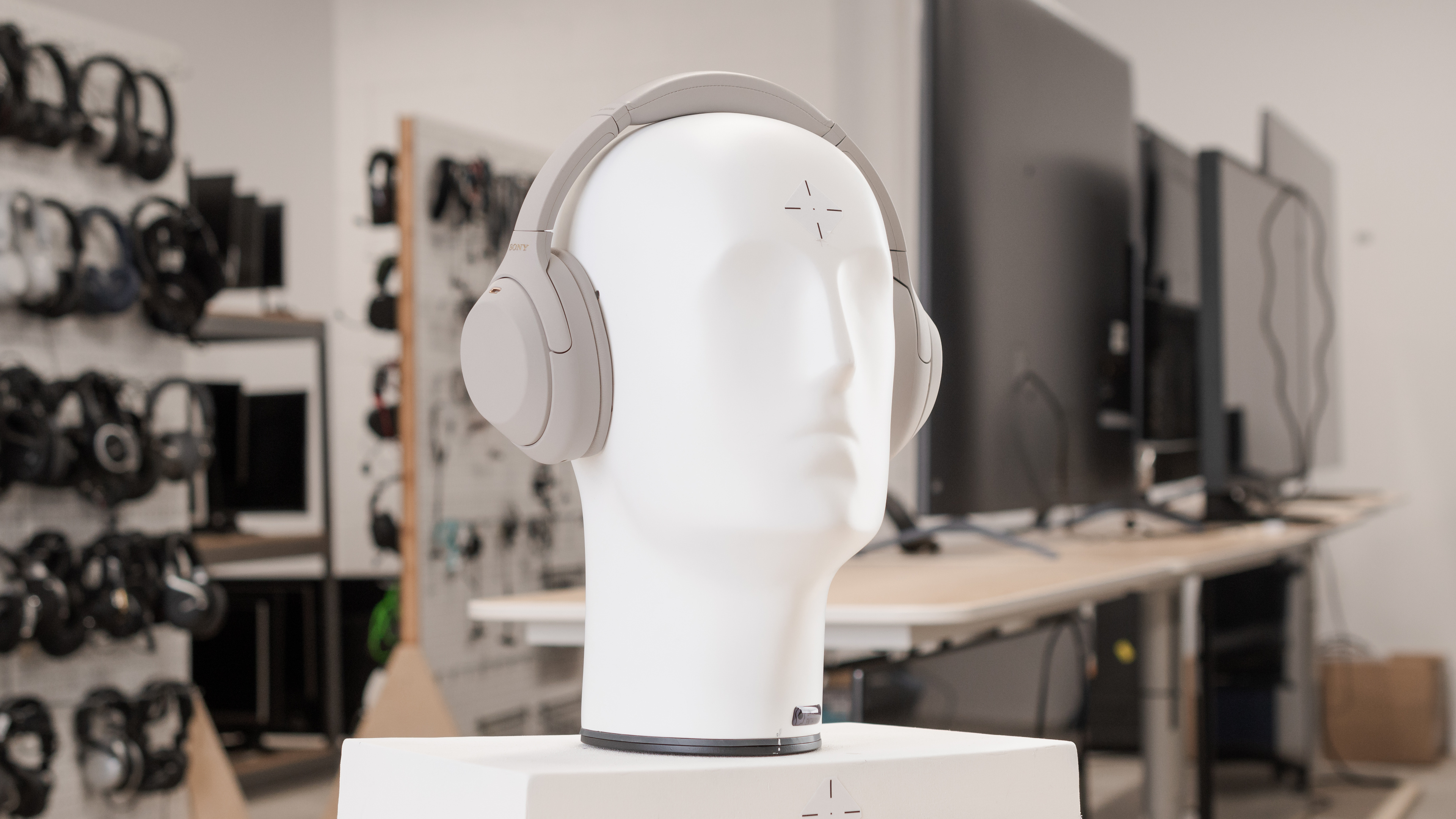 Sony WH-1000XM4 Wireless Review - RTINGS.com