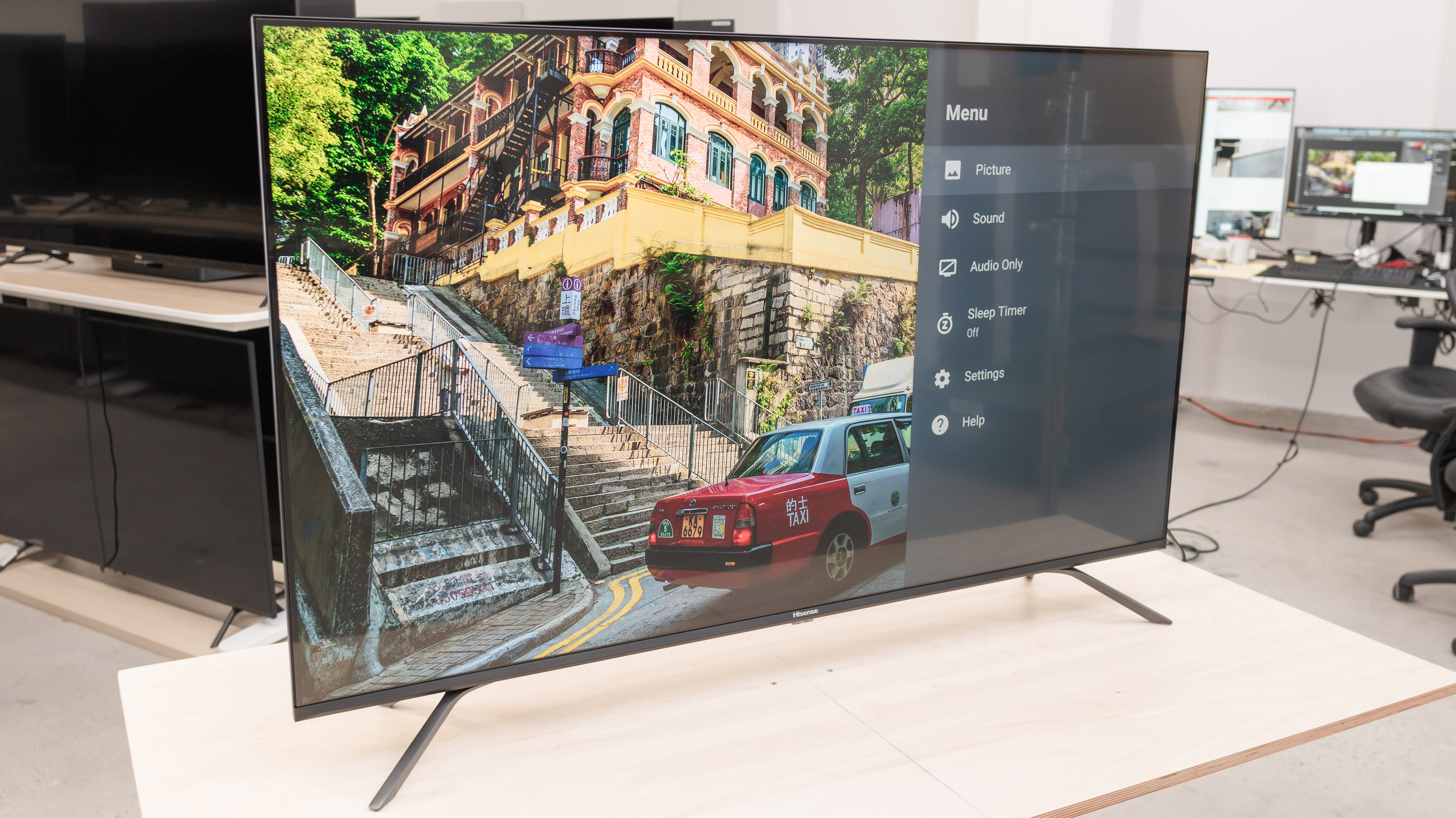 Hisense H8G Review (50H8G, 55H8G, 65H8G, 75H8G)