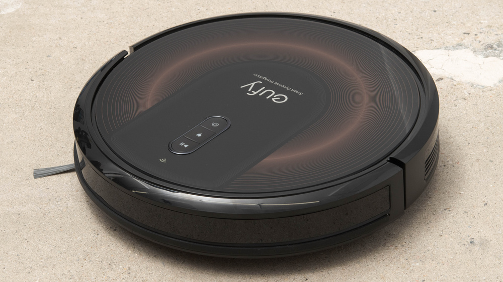 eufy RoboVac G30 Edge Review