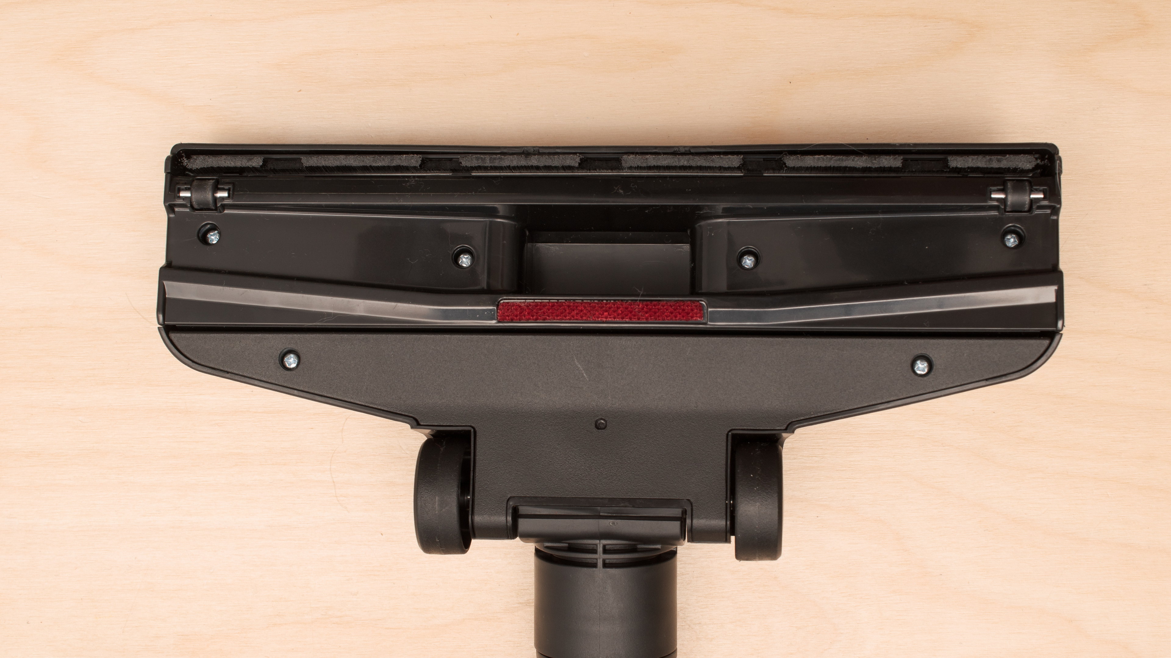 Eureka Whirlwind Bagless Canister Review