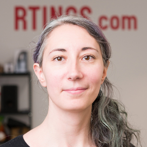 Photograph of Julie Genoyer